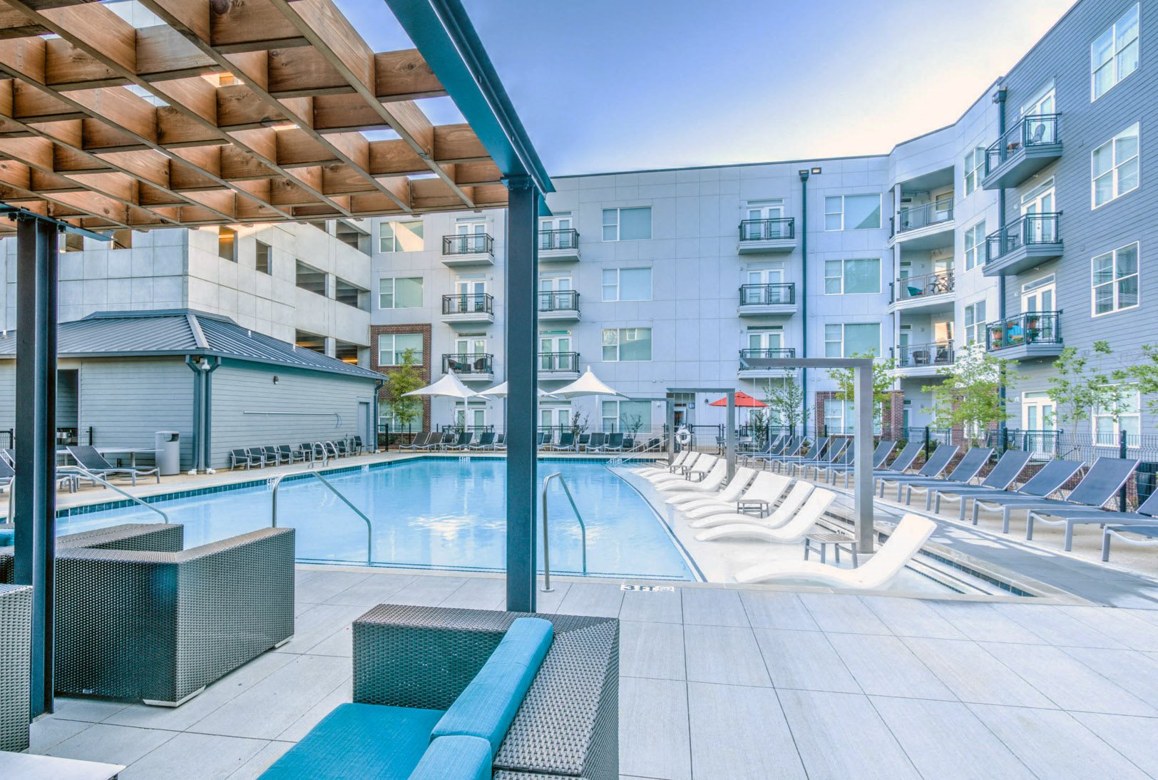 Highland Row Apartments in Memphis , TN